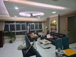 Blk 426D Floral Spring @ Yishun (Yishun), HDB 5 Rooms #557933311